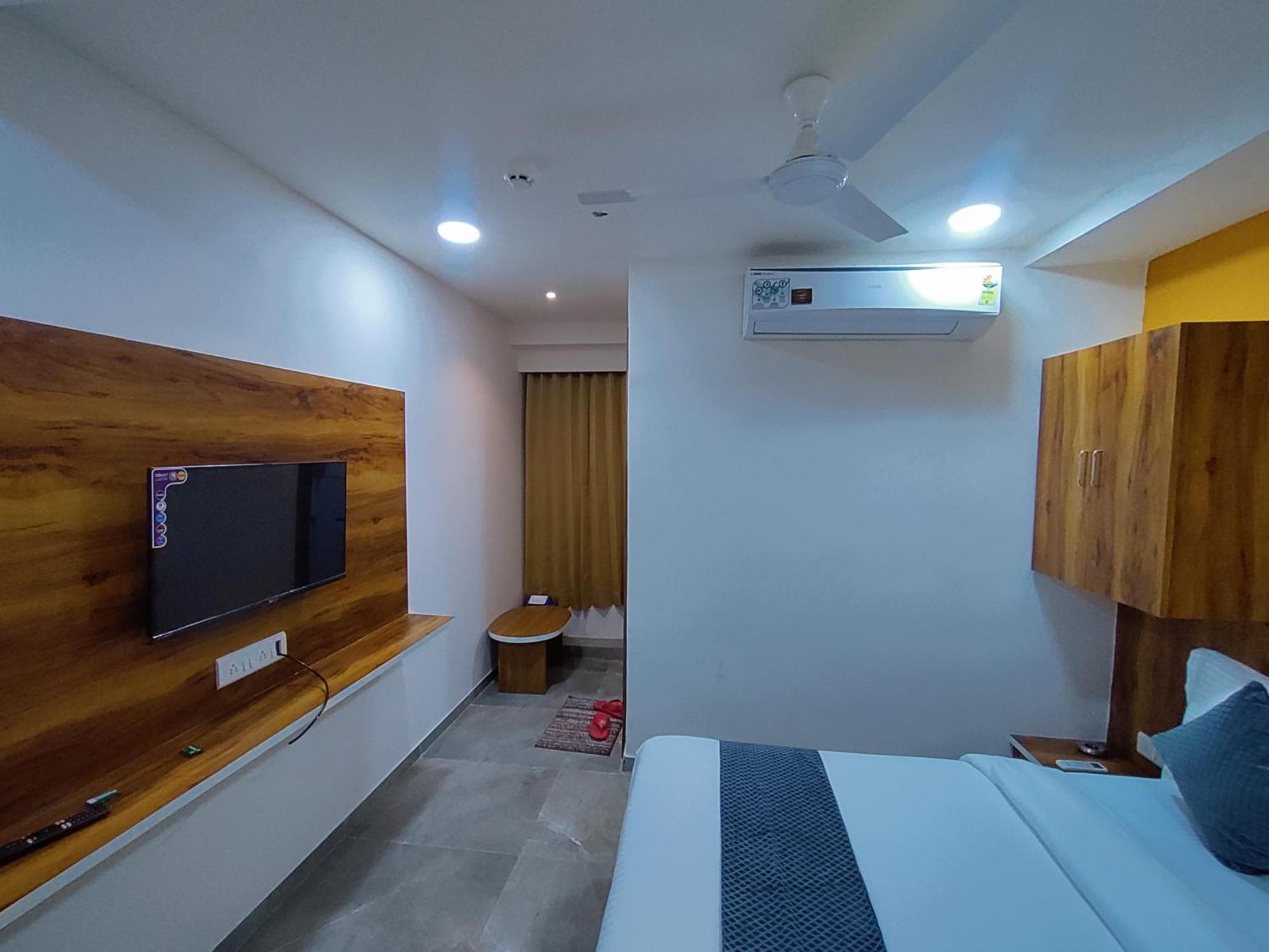 Hotel Lee Park Ahmedabad Exterior foto
